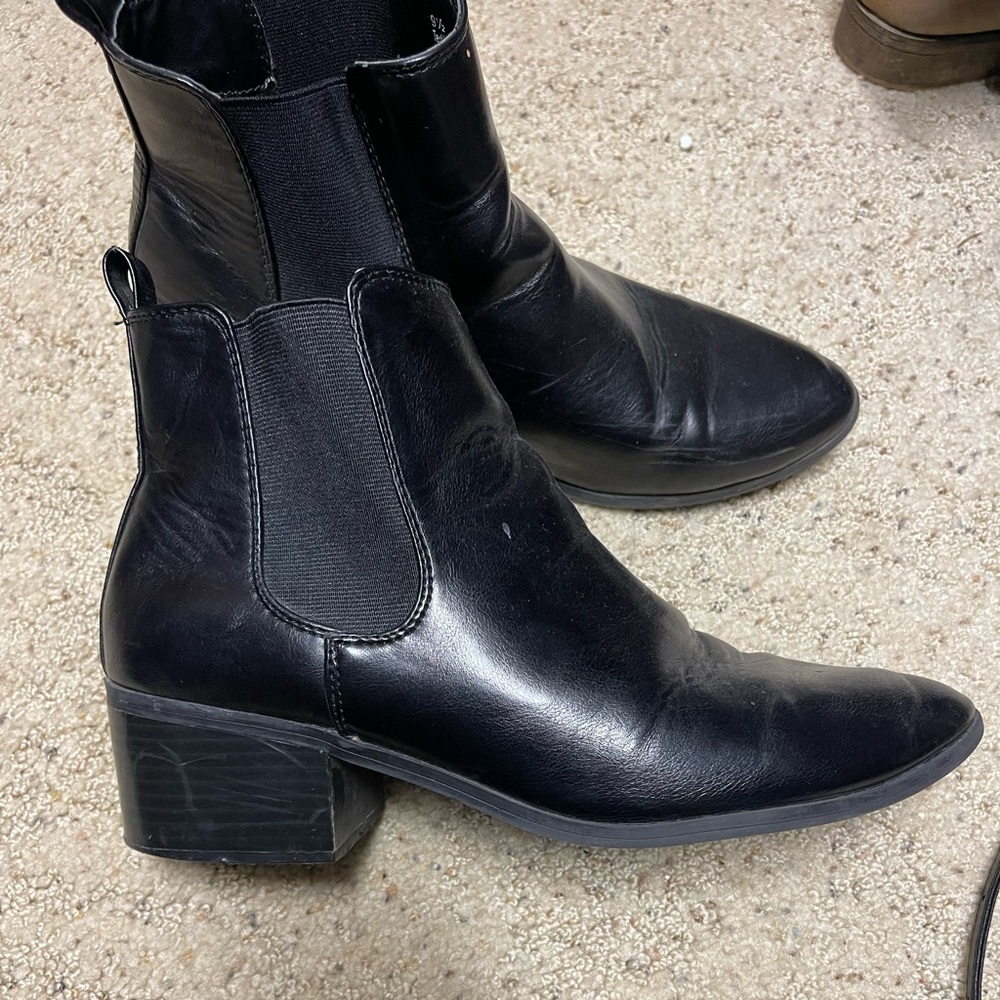 Womens Black Booties